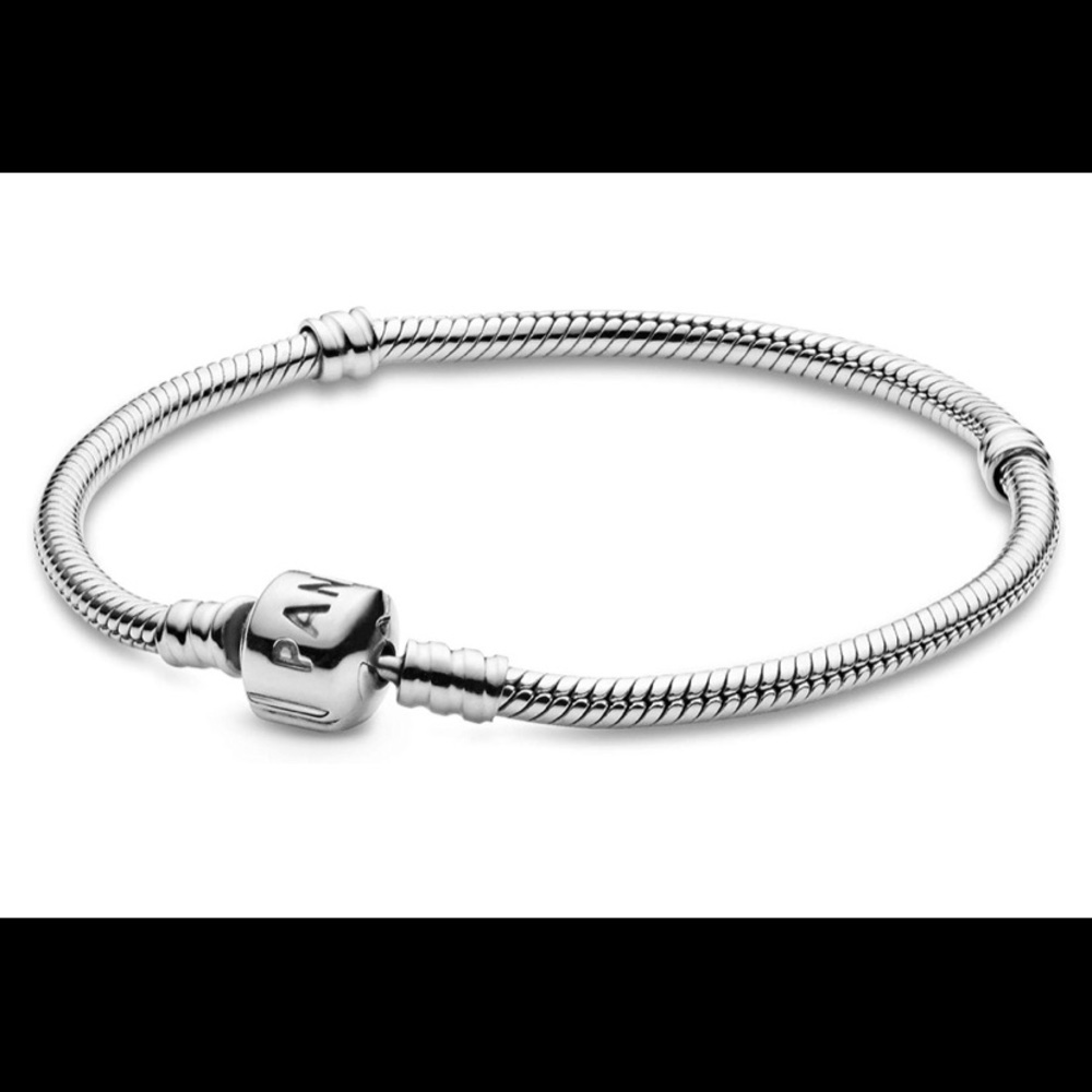 PANDORA Moments Bracelet with Rose Clasp
